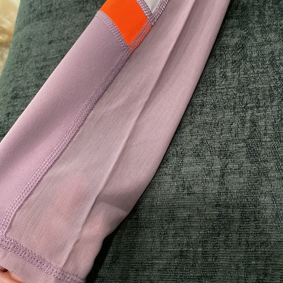 Fabletics leggings. Size M - Picture 3 of 4